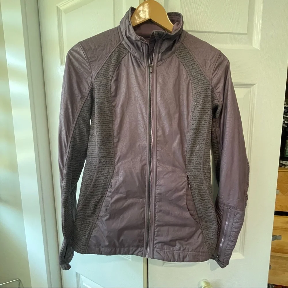 lululemon athletica Rebel Runner jacket Women's Lavender suze8 - Picture 2 of 16